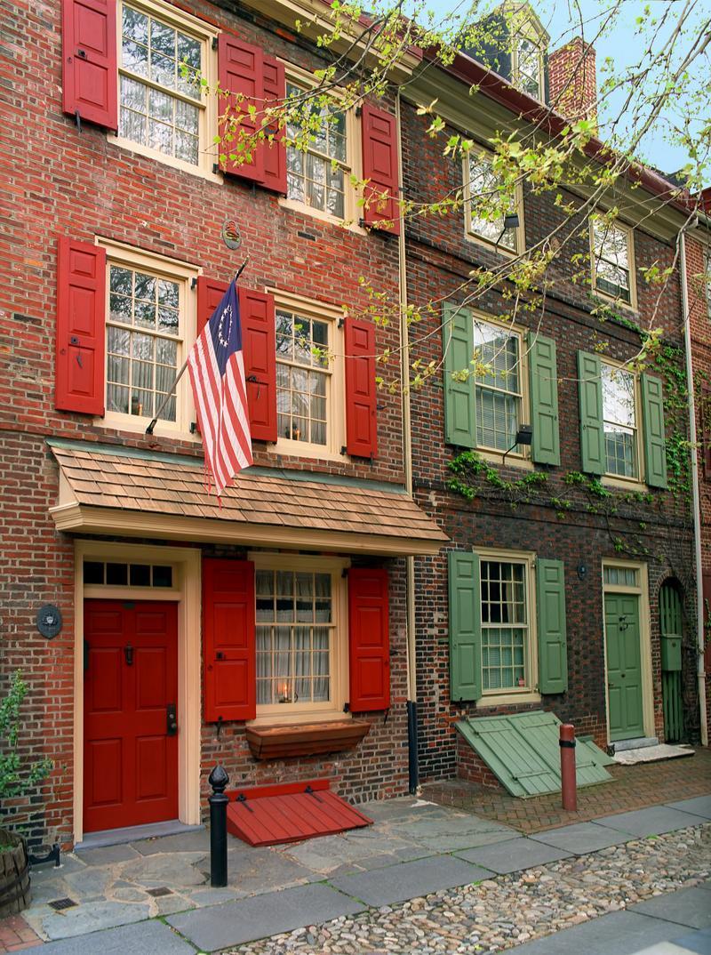 Ultimate Guide to Painting Vinyl, Wood, or Plastic Shutters